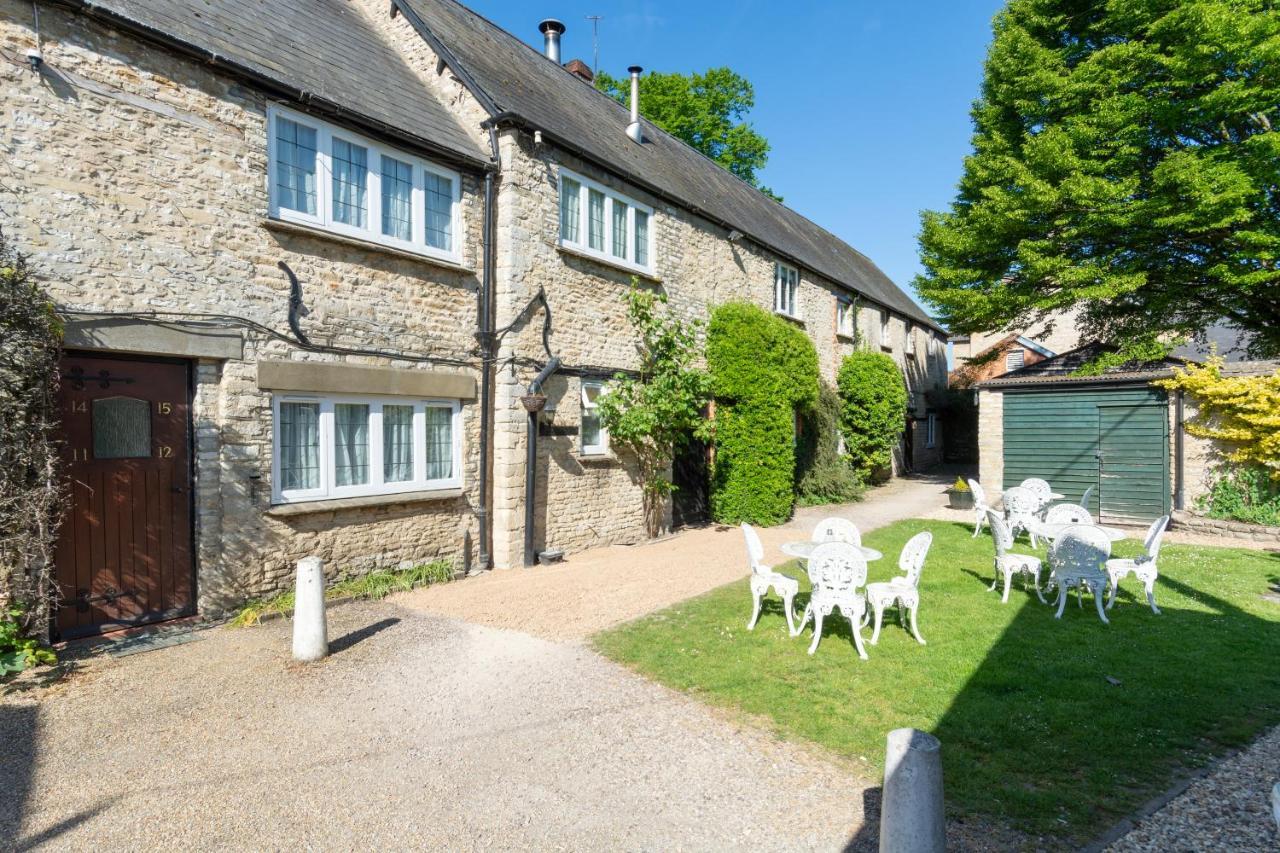 Jersey Arms Hotel Bicester Extérieur photo