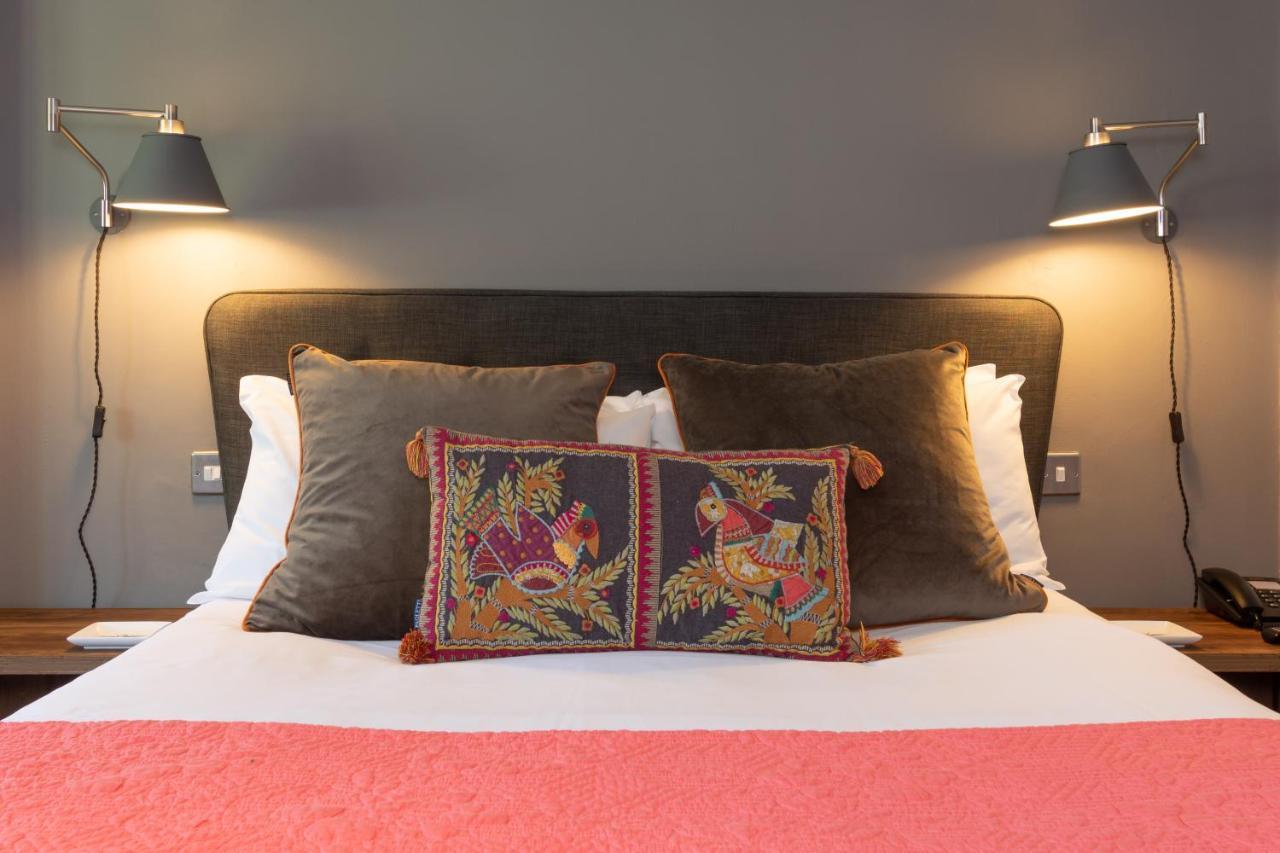 Jersey Arms Hotel Bicester Extérieur photo
