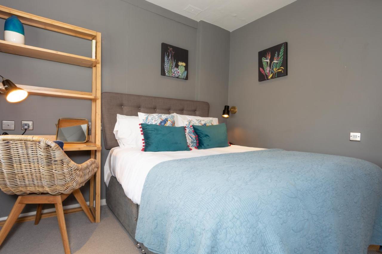 Jersey Arms Hotel Bicester Extérieur photo