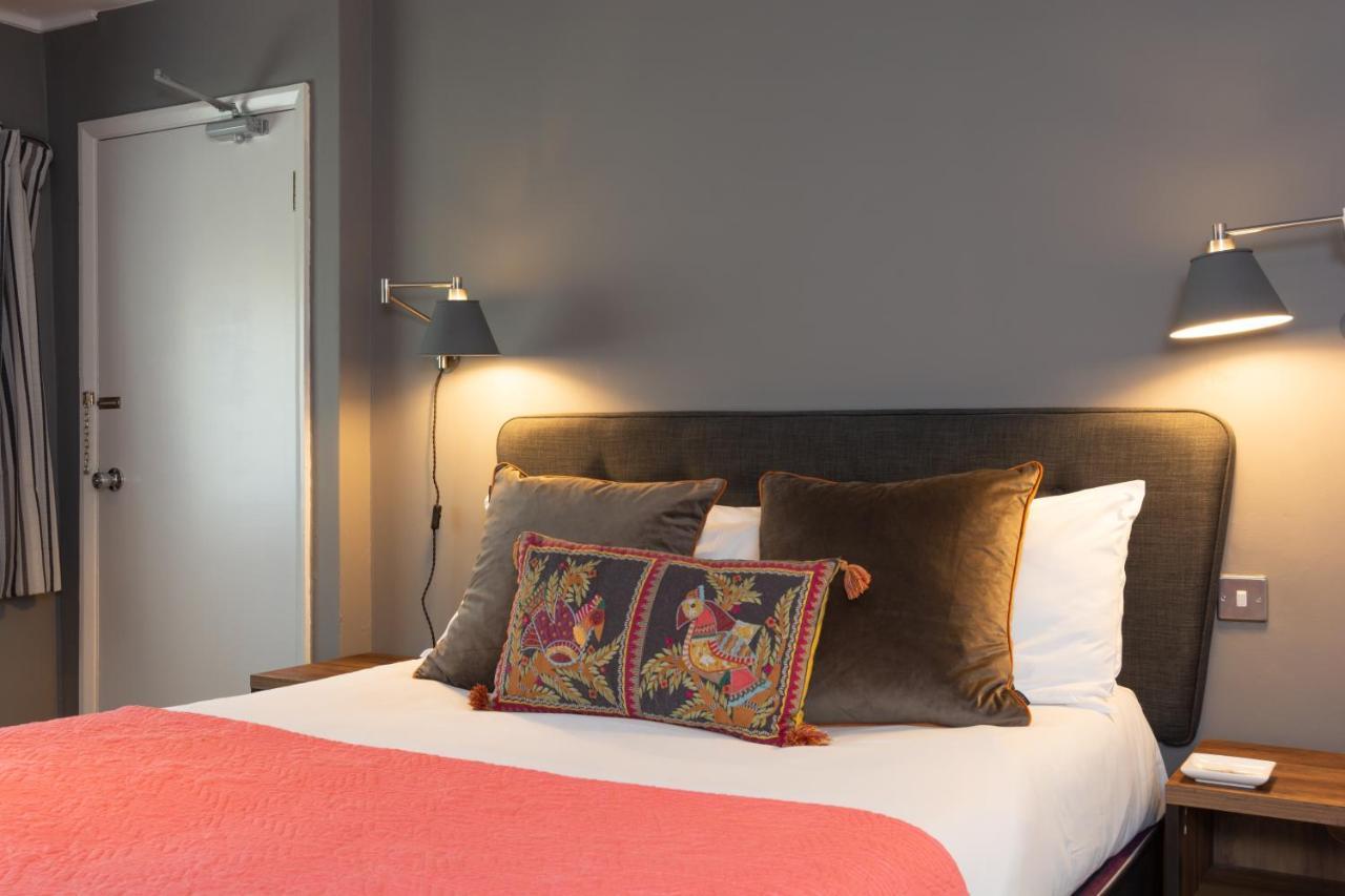 Jersey Arms Hotel Bicester Extérieur photo