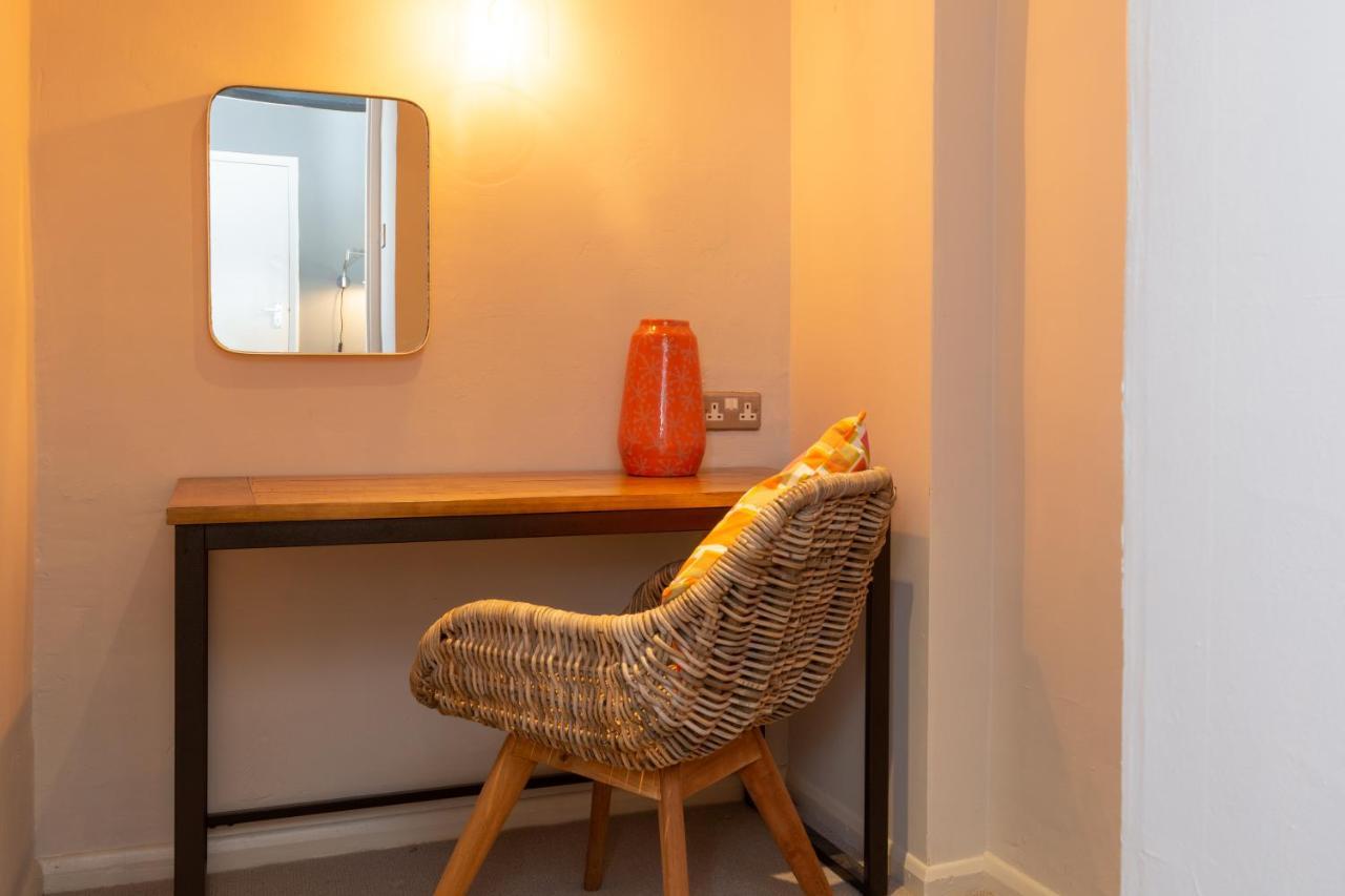Jersey Arms Hotel Bicester Extérieur photo
