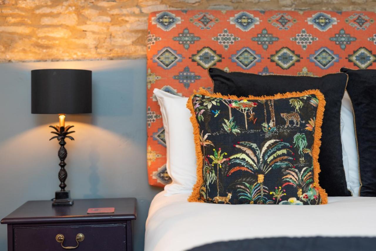Jersey Arms Hotel Bicester Extérieur photo