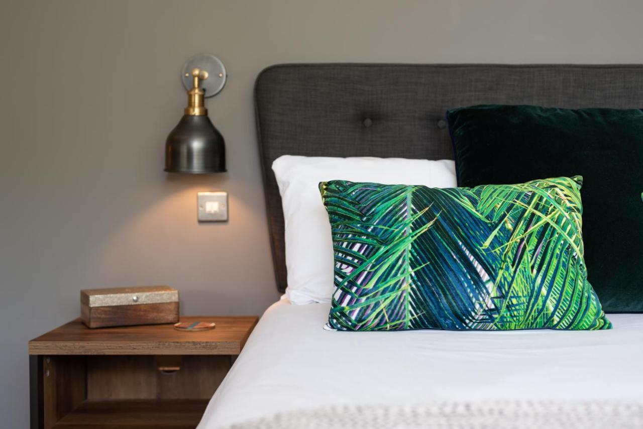 Jersey Arms Hotel Bicester Extérieur photo