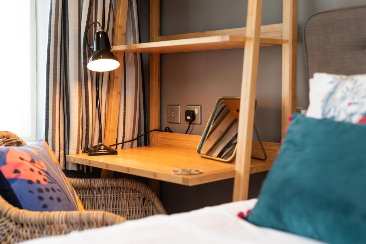 Jersey Arms Hotel Bicester Extérieur photo