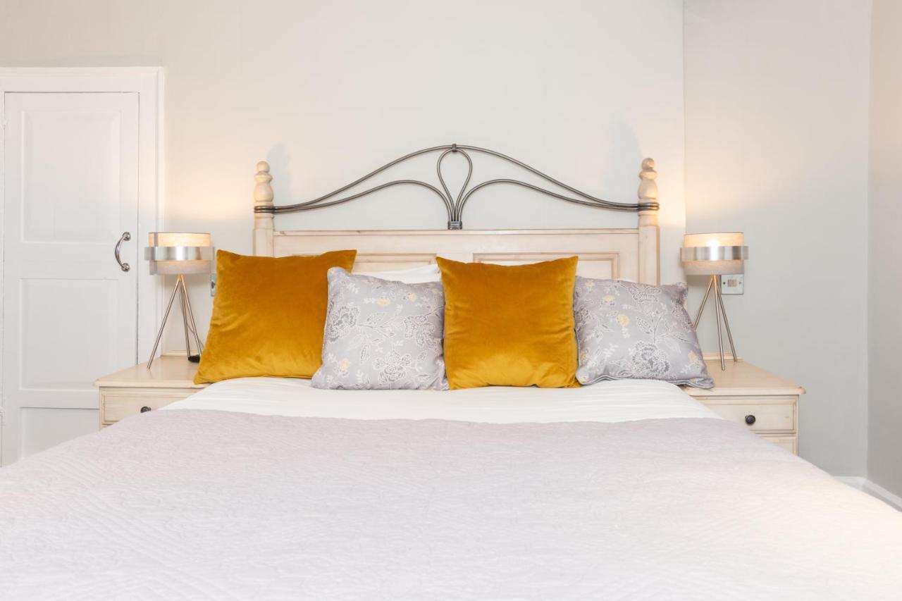 Jersey Arms Hotel Bicester Extérieur photo