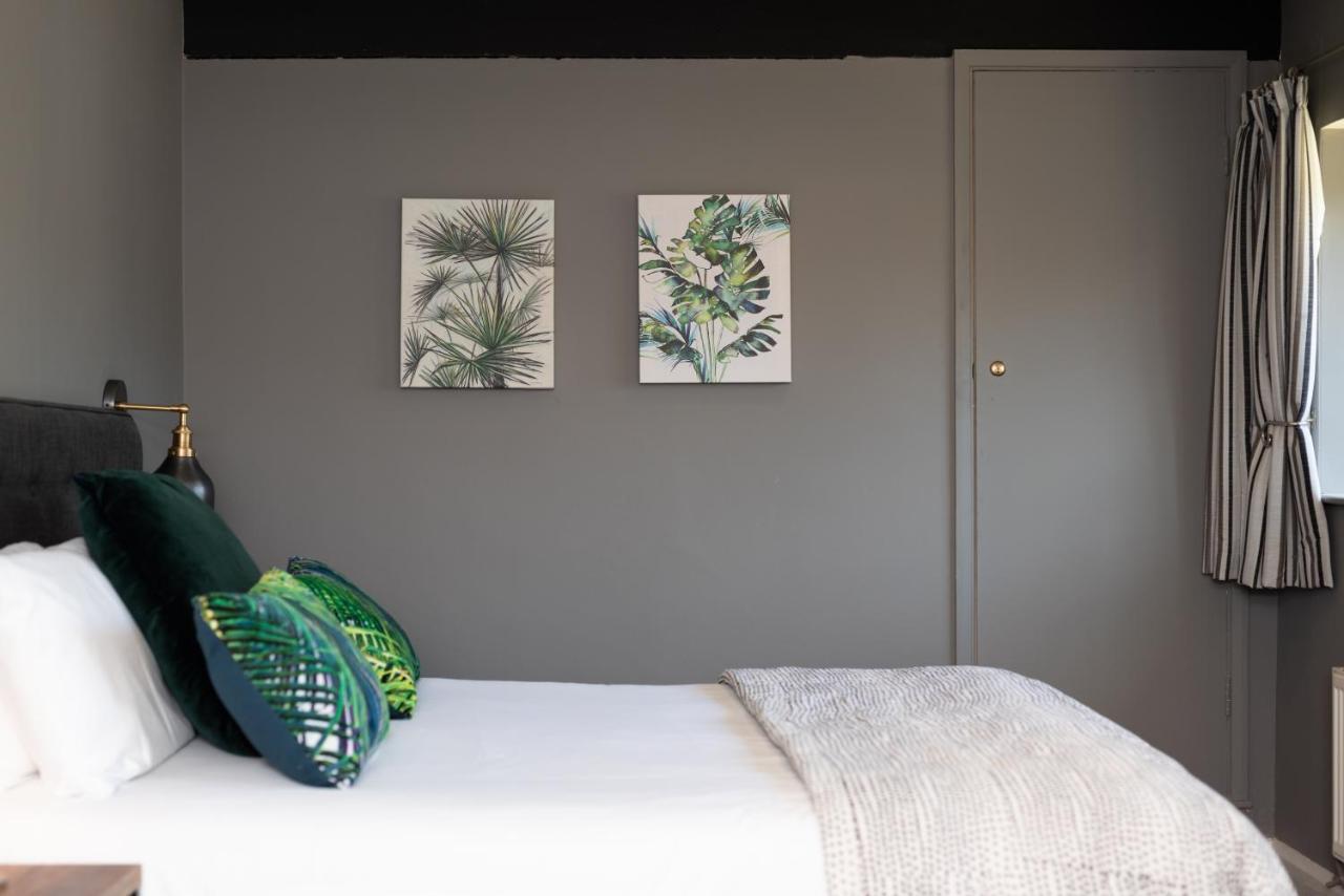 Jersey Arms Hotel Bicester Extérieur photo